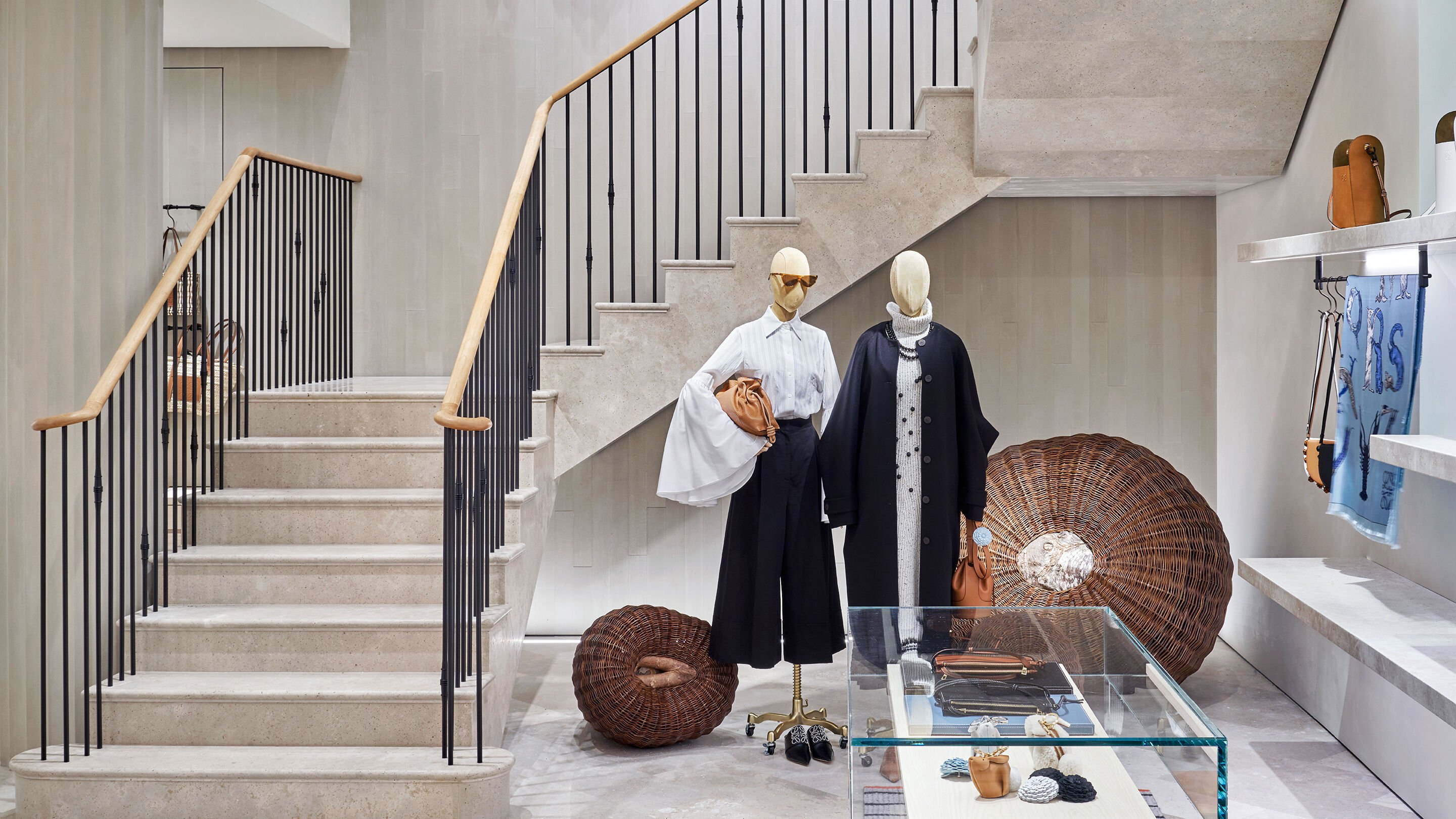Loewe office clearance